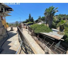 Finca con casa e instalaciones para caballos en Alhaurin de la Torre.