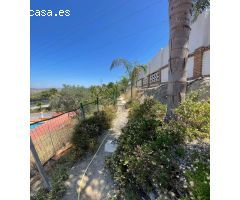 Finca con casa e instalaciones para caballos en Alhaurin de la Torre.