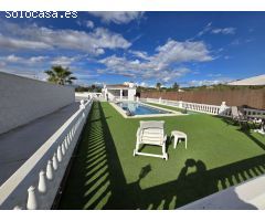 Chalet en Venta en Estación de Cártama, Málaga