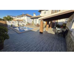 Chalet en Venta en Alhaurín de la Torre, Málaga
