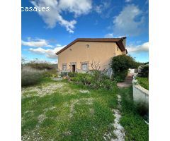 Finca en Venta en Guaro, Málaga