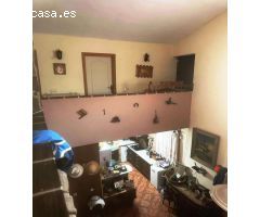 Finca en Venta en Guaro, Málaga