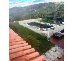 Finca en Venta en Guaro, Málaga