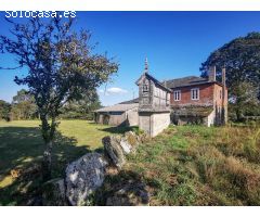 Casa de labranza con más de 5 hectáreas de terreno en Terra Chá