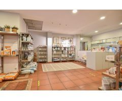Amplio local comercial en el centro de A Coruña