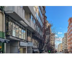 Oficina en trámite de cambio de uso a vivienda, en Juan Flórez