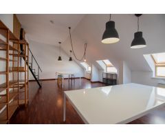 Oficina diáfana y muy luminosa en el centro de A Coruña