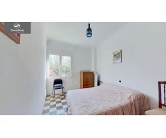 CASA Y LOCAL COMERCIAL EN GRAN TERRENO DE 420 M2