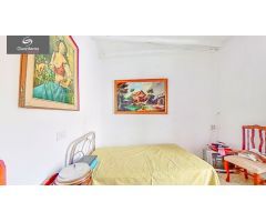 CASA Y LOCAL COMERCIAL EN GRAN TERRENO DE 420 M2