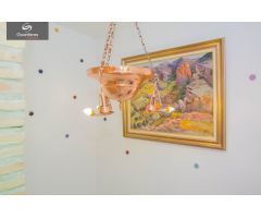 IDEAL INVERSIÓN! Casa dividida en 4 apartamentos en activo