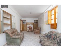 CASA PARA REFORMAR EN CAMPOTEJAR