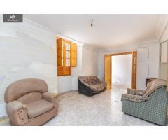 CASA PARA REFORMAR EN CAMPOTEJAR