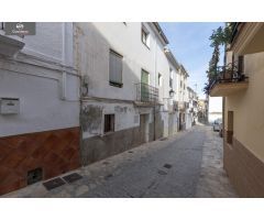 CASA EN ALHAMA