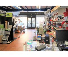 SE VENDE LOCAL COMERCIAL Y NEGOCIO EN ZALLA, TALLER DE MAQUINARIA AGRICOLA Y FORESTAL