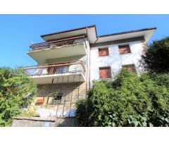 CASA BIFAMILIAR EN ZALLA, LA HERRERA CON TERRENO DE 756 M2
