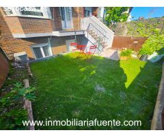ADOSADO CON TERRAZA Y JARDIN EN ARTZINIEGA