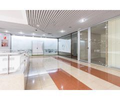 LOCAL COMERCIAL EN PLENO CENTRO DE MURCIA