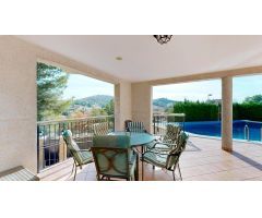 Magnifico chalet en venta en Urbanización Montepinar !!!!!