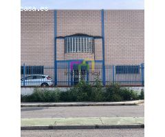 MAGNÍFICA NAVE INDUSTRIAL EN ALQUILER EN POLÍGONO EL NEVERO!!