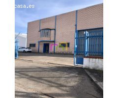 MAGNÍFICA NAVE INDUSTRIAL EN ALQUILER EN POLÍGONO EL NEVERO!!