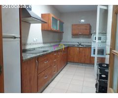 AMPLIO PISO CON DOS PATIOS EN RONDA NORTE, BADAJOZ ?????