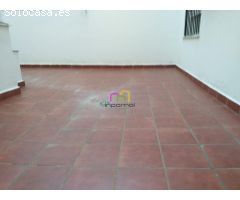 AMPLIO PISO CON DOS PATIOS EN RONDA NORTE, BADAJOZ ?????