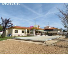 ¡¡FANTÁSTICO CHALET CON PISCINA EN VENTA!!