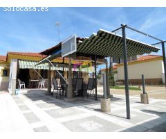 ¡¡FANTÁSTICO CHALET CON PISCINA EN VENTA!!