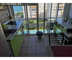 Apartamento en Alquiler en Torremolinos, Málaga