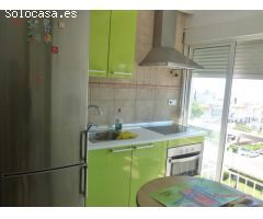 Apartamento en Alquiler en Torremolinos, Málaga
