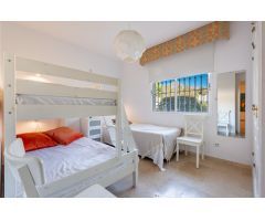 Apartamento en Las Brisas, Marbella