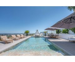 Villa independiente con vistas panoramicas al mar en Benahavis