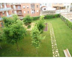 Fantástico piso con plaza de aparcamiento en la zona alta del Barrio de las Flores de Igualada
