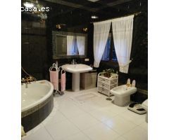 Chalet en Venta en Espartinas, Sevilla