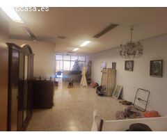 Casa de Pueblo en Venta en Gelves, Sevilla