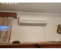 Casa de Pueblo en Venta en Gelves, Sevilla
