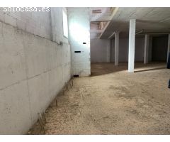 Local comercial en Alquiler en Llíria, Valencia