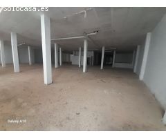 Local comercial en Alquiler en Llíria, Valencia