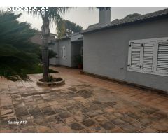 Chalet en Venta en Paterna del Madera, Valencia