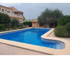 Chalet en Alquiler en LEliana, Valencia