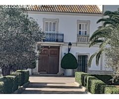 Villa de Lujo en Venta en Chiva de Morella, Valencia