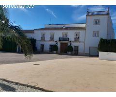 Villa de Lujo en Venta en Chiva de Morella, Valencia