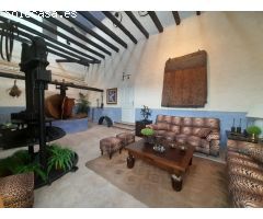 Villa de Lujo en Venta en Chiva de Morella, Valencia