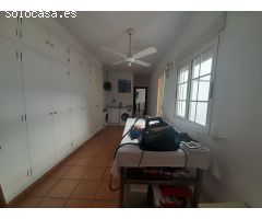 Villa de Lujo en Venta en Chiva de Morella, Valencia