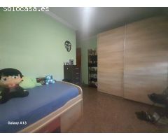 Chalet en Venta en Riba-Roja de Turia, Valencia