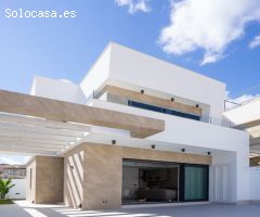 6 VILLAS DE LUJO EN CAMPO DE GOLF VILLAMARTIN