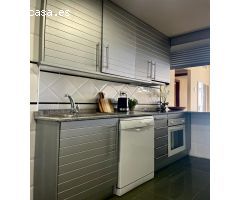 Apartamento de Lujo con vistas al mar, piscina y garaje