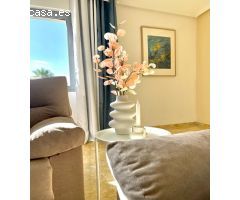 Apartamento de Lujo con vistas al mar, piscina y garaje