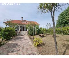 Chalet en Venta en Calvarrasa de Abajo, Salamanca