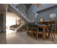 CASA CON ENCANTO MODERNA Y EN PLENO CASCO ANTIGUO